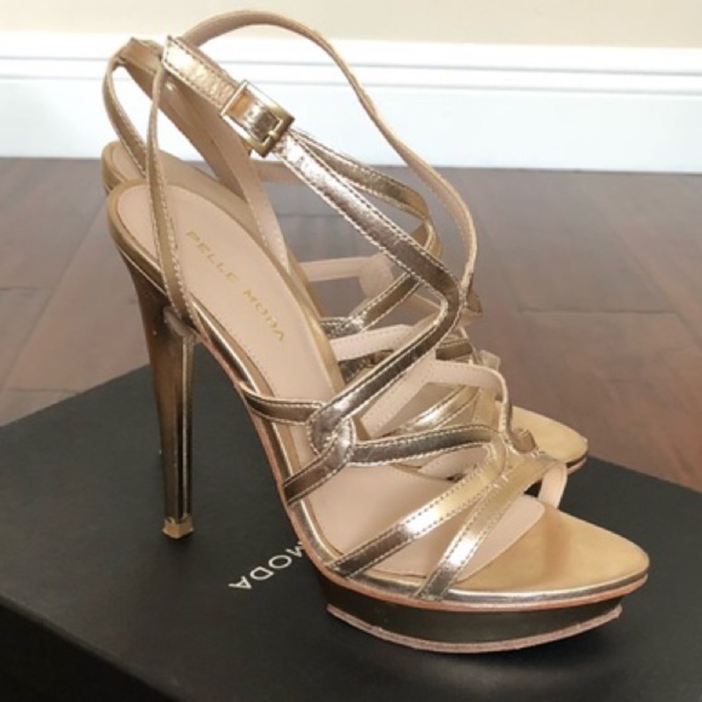 Pelle moda platinum gold kid Napa sandal size 10